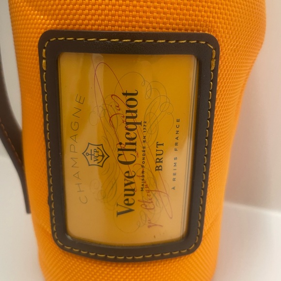 Brand New Veuve Clicquot Cozie for 750ml Bottle - Picture 2 of 5